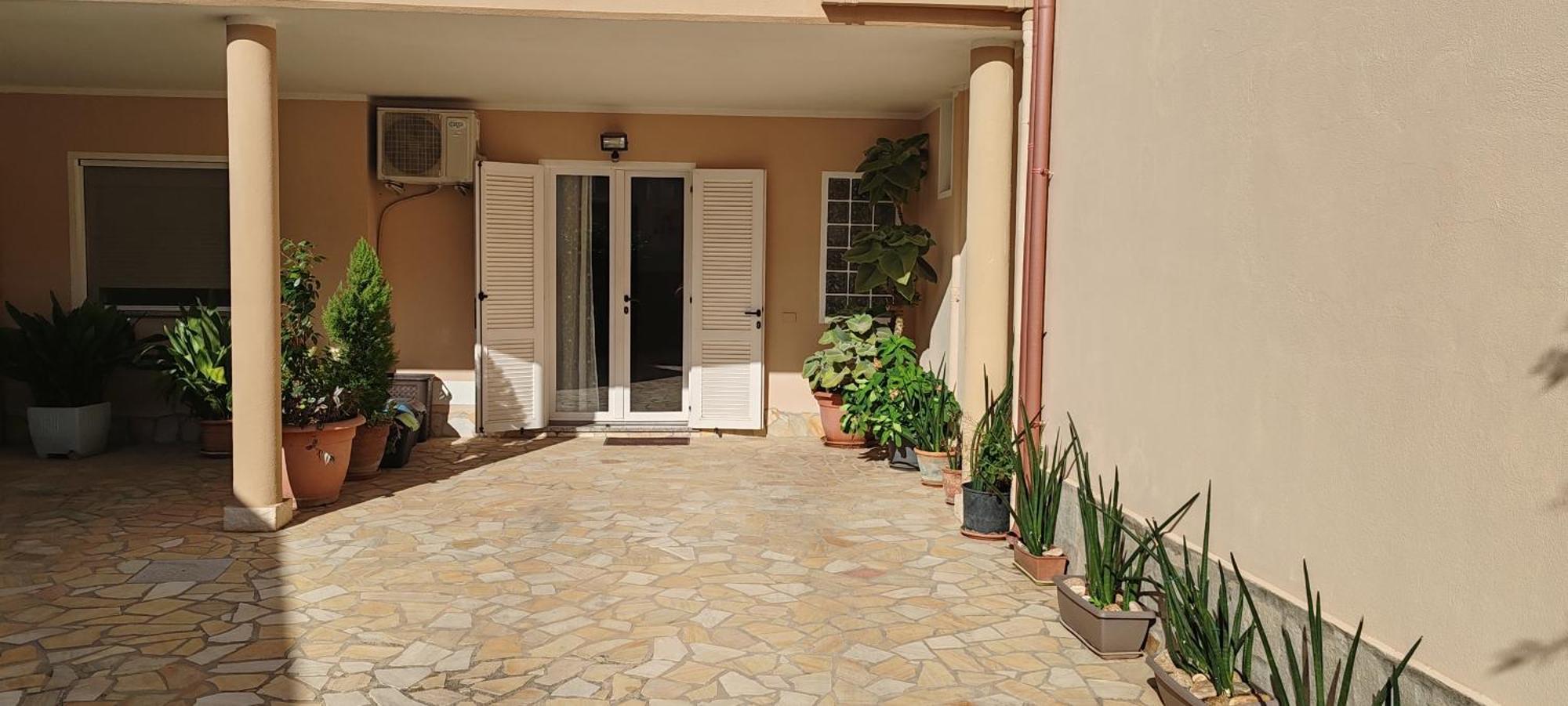 דירות אסמיני Casa Gio מראה חיצוני תמונה